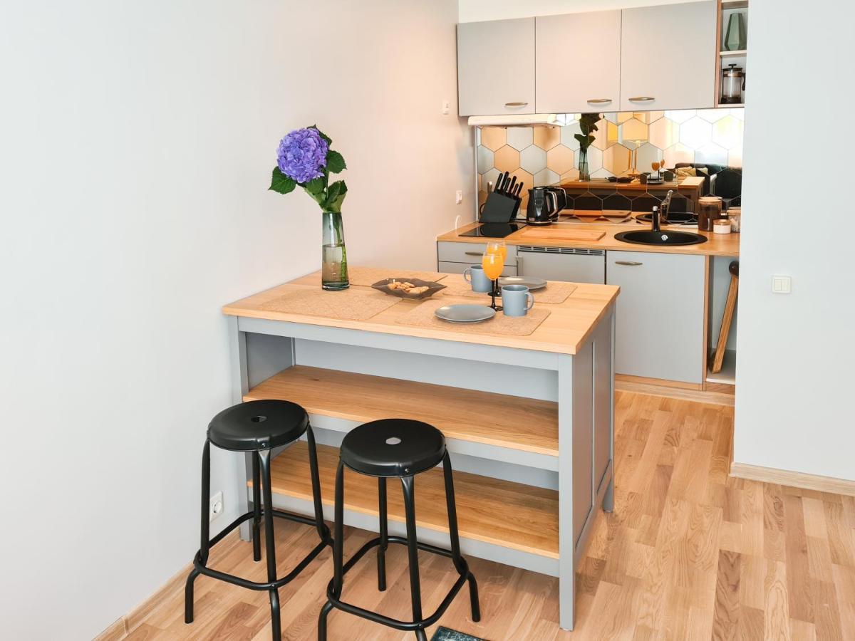 פארנו Ohtu Poik 2 City Center Basement Apartment מראה חיצוני תמונה