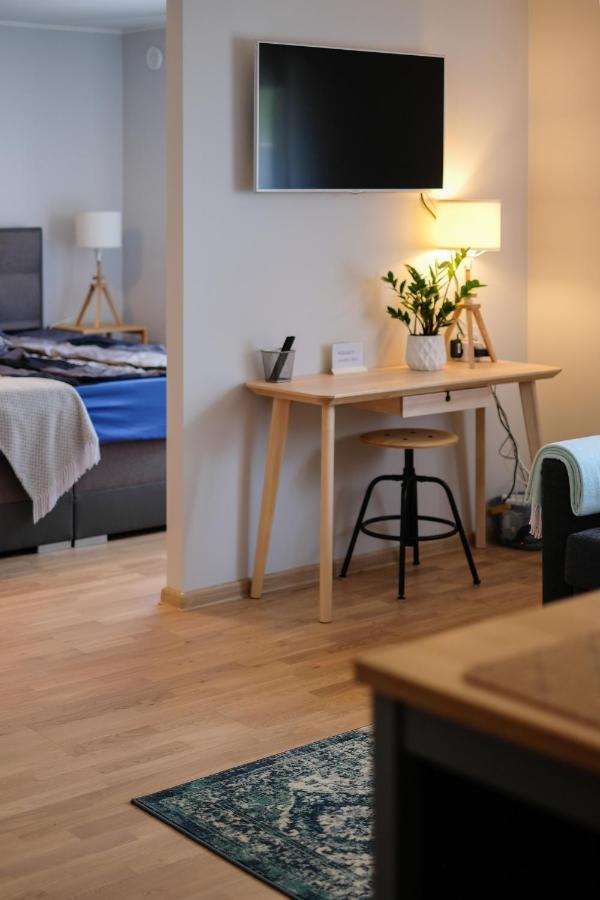 פארנו Ohtu Poik 2 City Center Basement Apartment מראה חיצוני תמונה